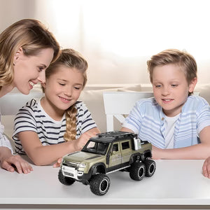 LAND ROVER DEFENDER GUARD 6X6 1:24 Die-Cast Metal Collectible Car with Opening Doors and Bonnet