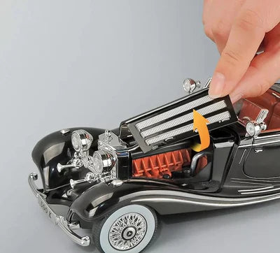 VINTAGE 1936 MERCEDES-BENZ 1:24 Die-Cast Metal Collectible Car with Opening Doors and Bonnet
