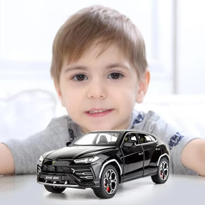 LAMBORGHINI URUS 1:24 1:24 Die-Cast Metal Collectible Car with Opening Doors and Bonnet