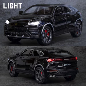 LAMBORGHINI URUS 1:24 1:24 Die-Cast Metal Collectible Car with Opening Doors and Bonnet
