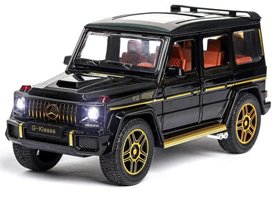MERCEDES BENZ G-Class 1:24 Die-Cast Metal Collectible Car with Opening Doors and Bonnet