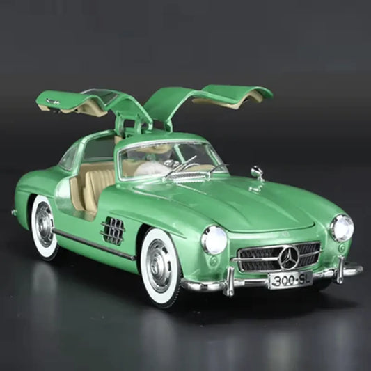 BMercedes-Benz 300SL 1:24 Die-Cast Metal Collectible Car with Opening Doors and Bonnet