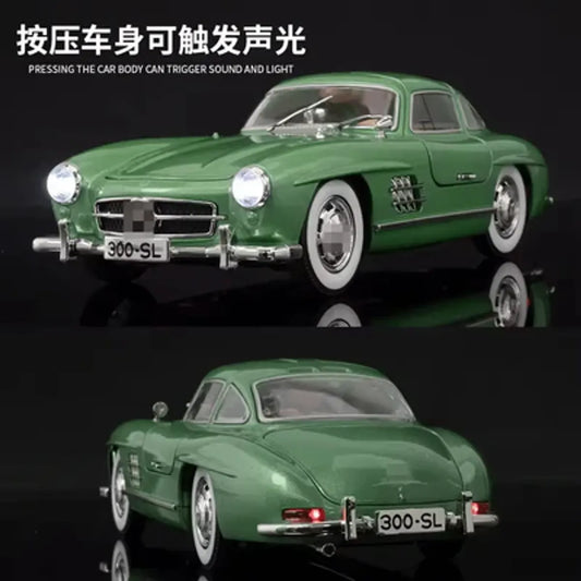 BMercedes-Benz 300SL 1:24 Die-Cast Metal Collectible Car with Opening Doors and Bonnet