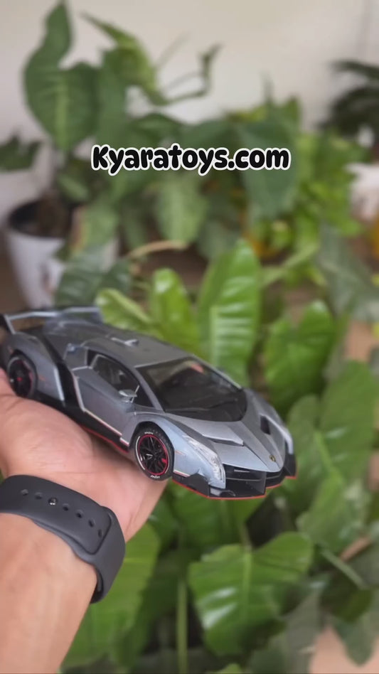 LAMBORGHINI VENENO 1:24 Die-Cast Metal Collectible Car with Opening Doors and Bonnet