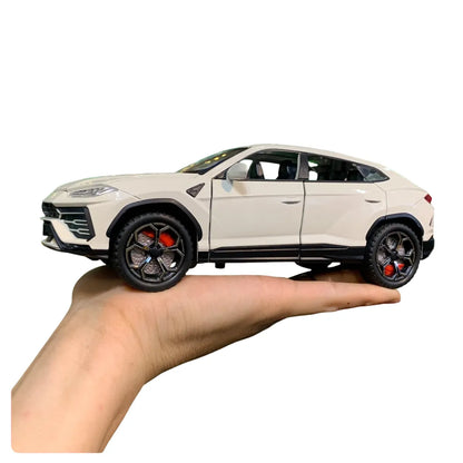 Lambhorgini Urus  1:24 Die-Cast Metal Collectible Car with Opening Doors and Bonnet